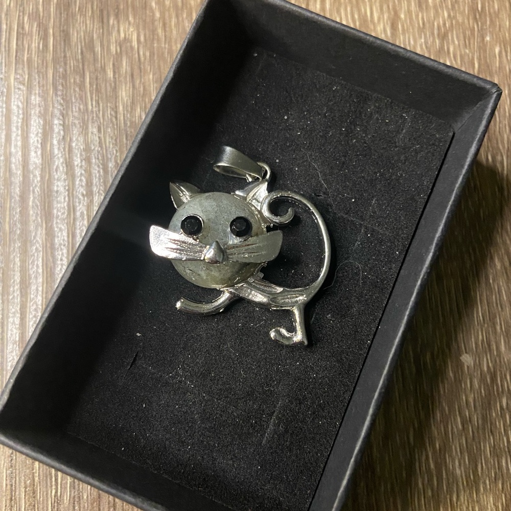 Labradorite Silver Plated Cat Pendant